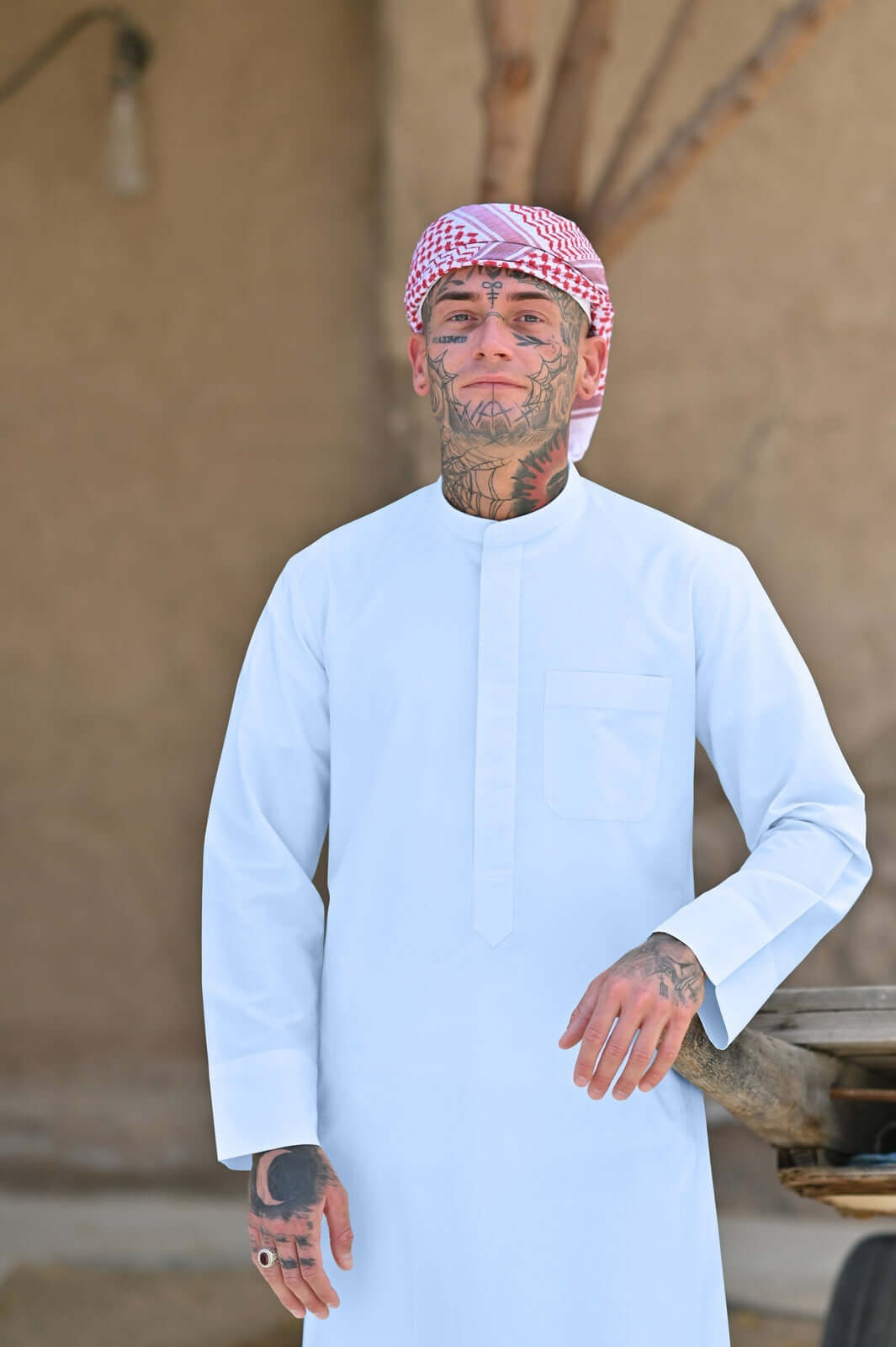 Premium White Kuwaiti Thobe For Men | High-Quality Thobes & Jubbas