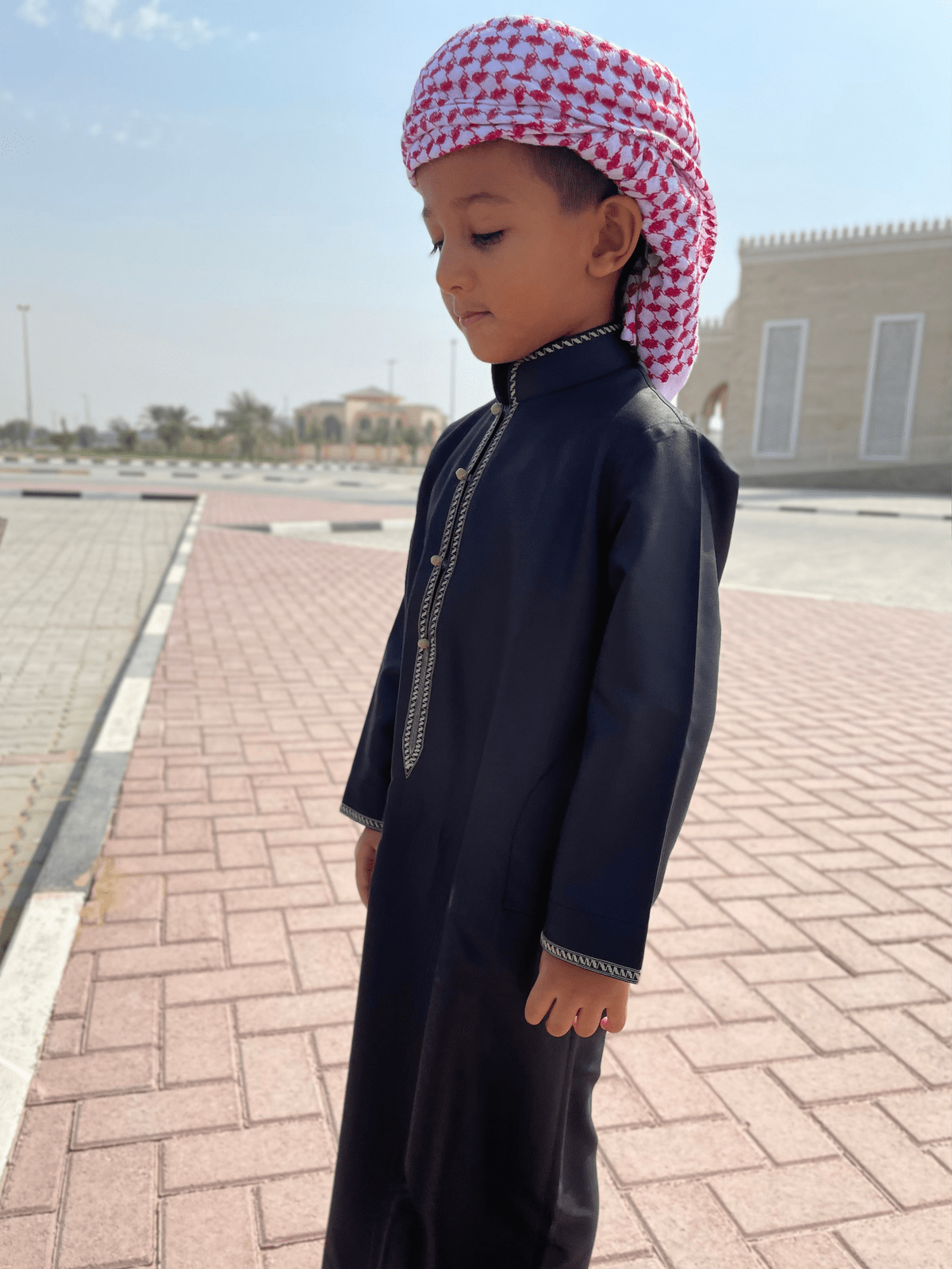 Kids Two Toned Black Bahraini Thobe with Cream Embroidery