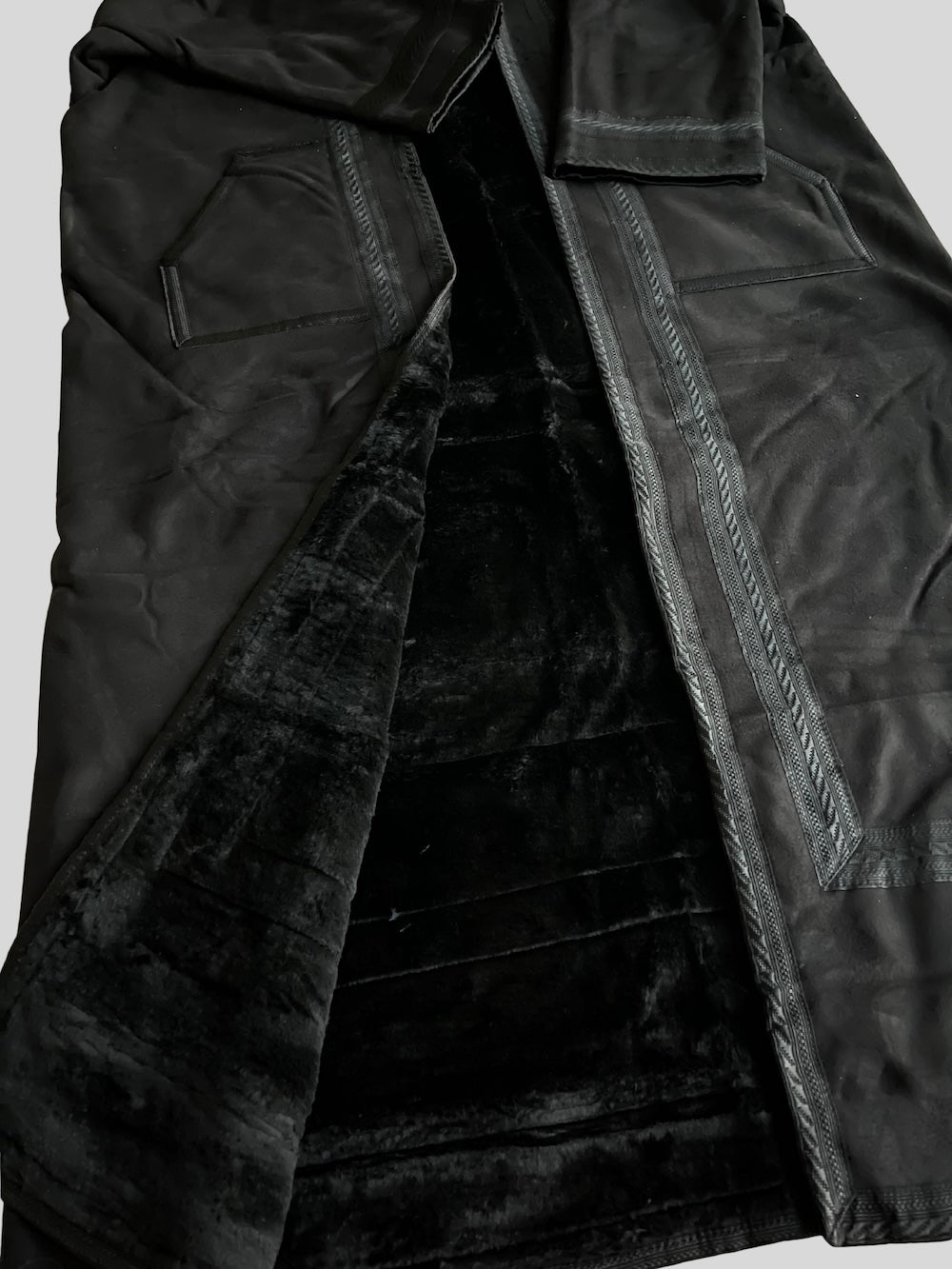 معطف فروة فروى سوري أسود