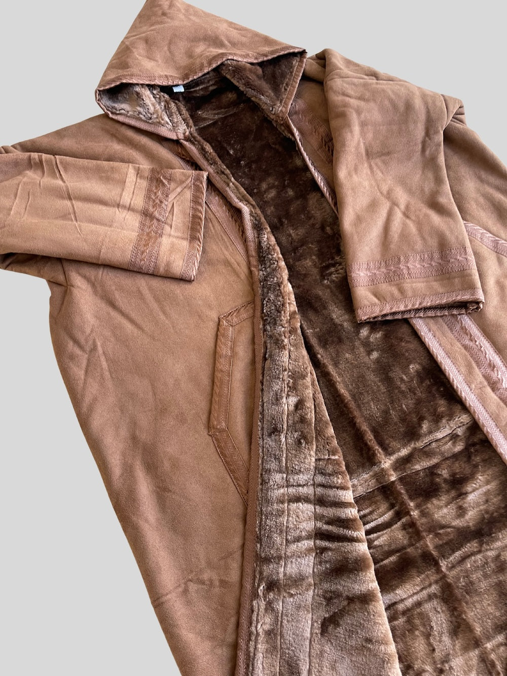 سوريا فاروا معطف فرو الشوكولاتة بني