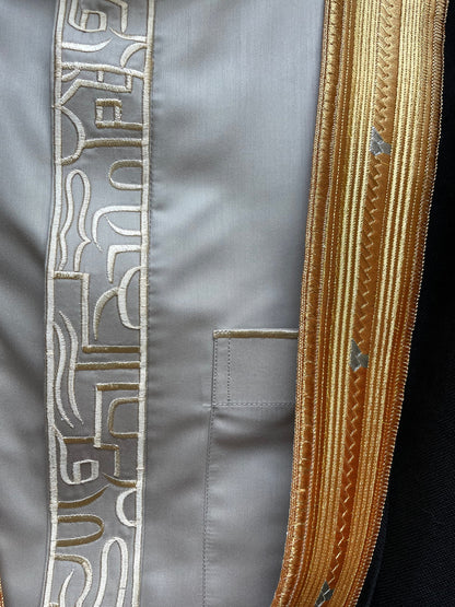 Mens Light Grey Thobe with Gold Embroidery 5 Pcs Set