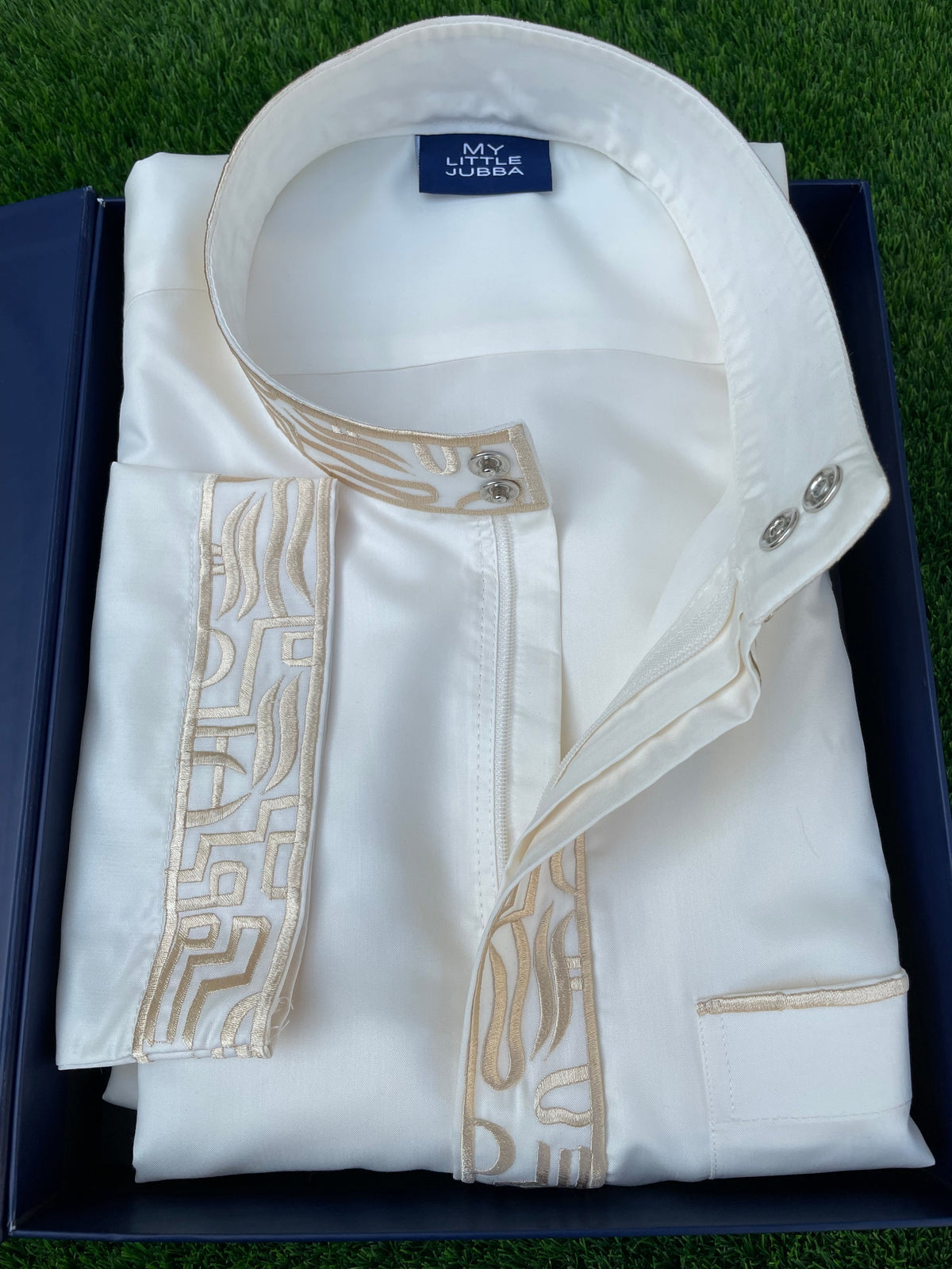 Mens White Saudi Thobe with Gold Embroidery