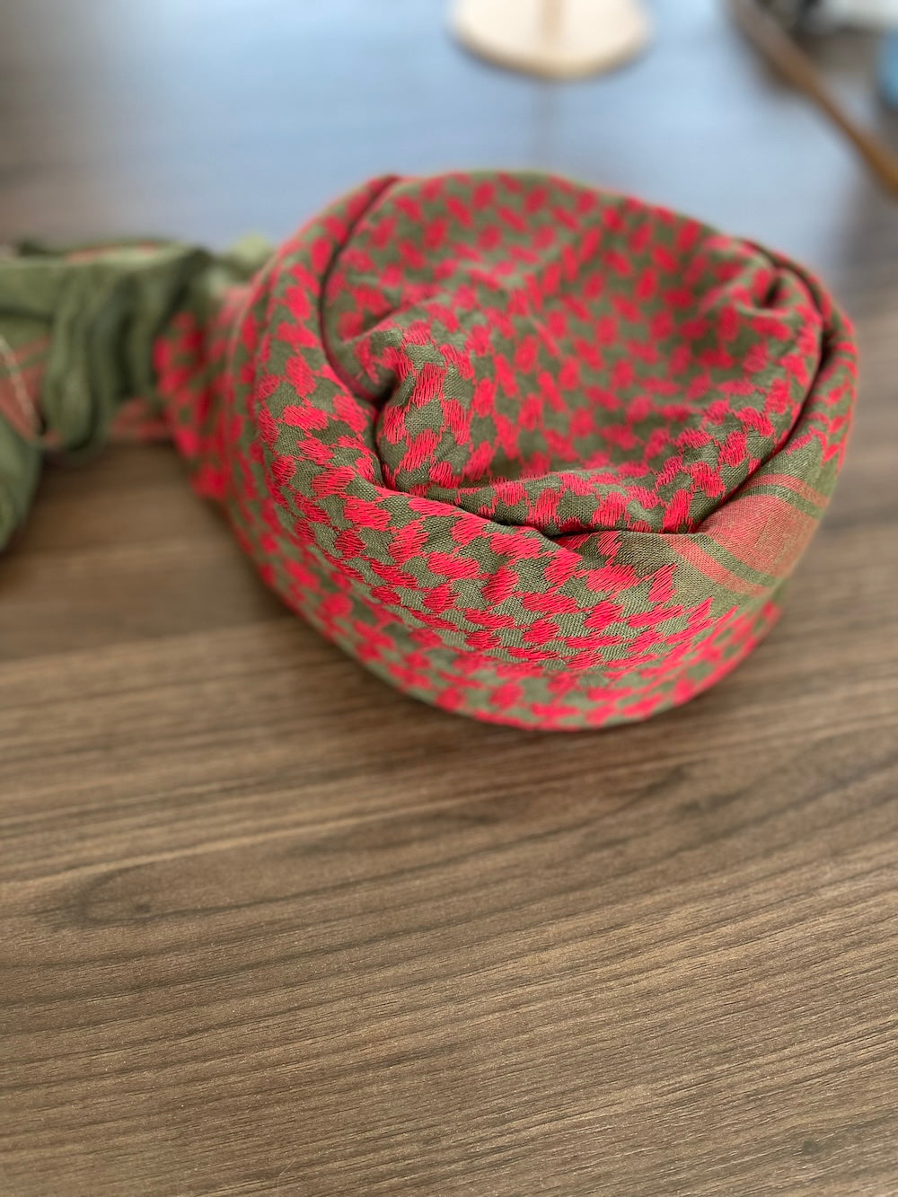 Chapeau arabe rouge et vert prêt à l'emploi pour hommes Keffiyeh