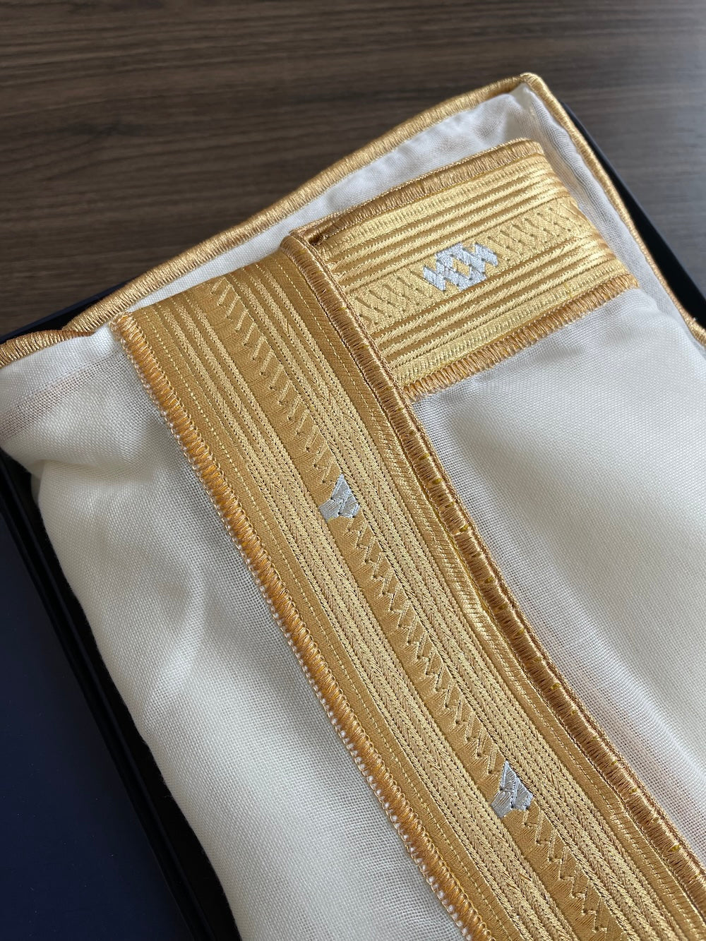 Men's High Quality Off-White Bisht