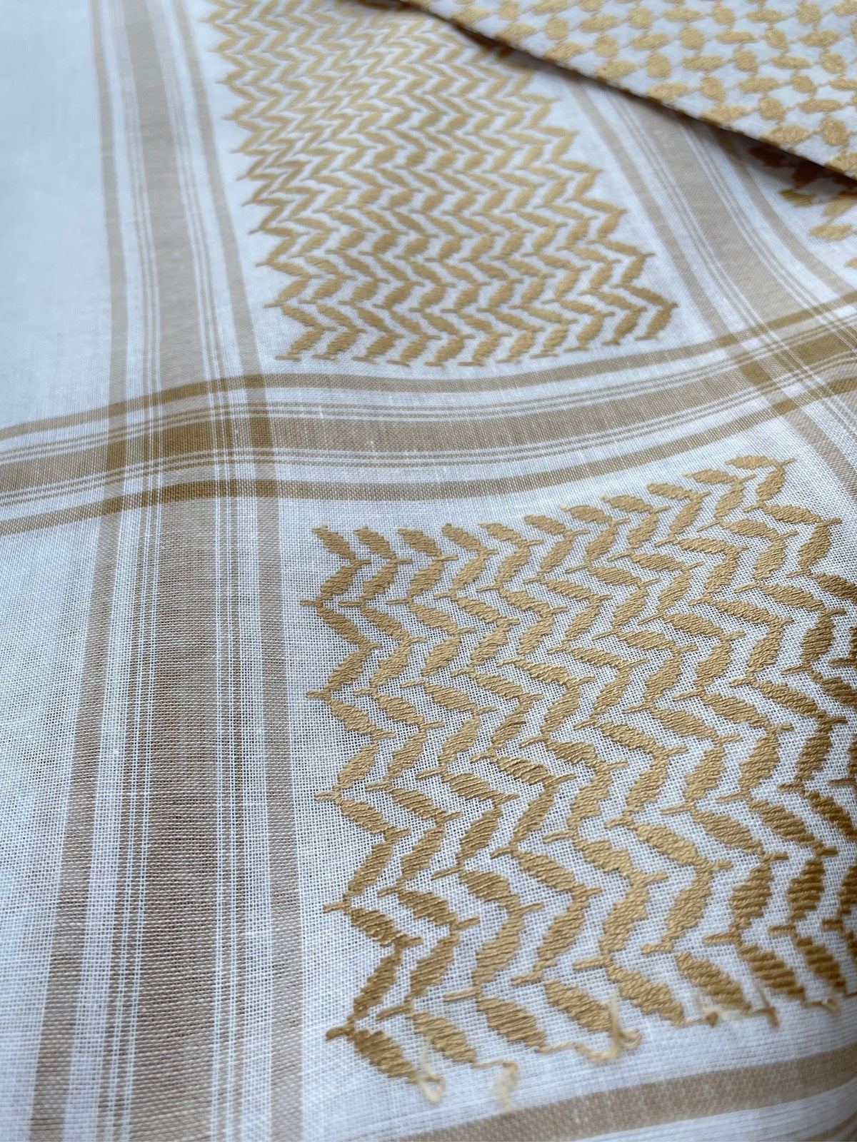 Mens Golden Brown and White Shemagh Scarf