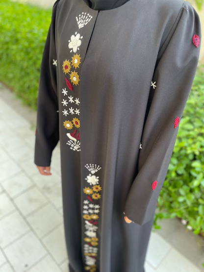 Elegant Black Open Abaya with Vertical Floral Accents